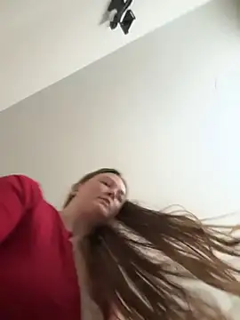 Snapshot of PussiesnCream_ chatting on December 1, 2025, 4:19 pm PussiesnCream online show from December 1, 2025, 4:19 pm