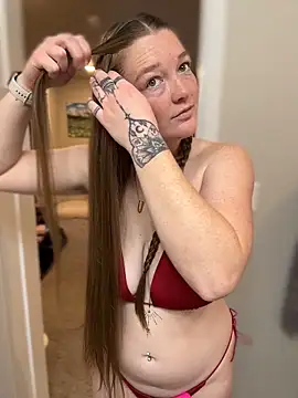 PussiesnCream  online show from January 19, 2026, 4:22 pm