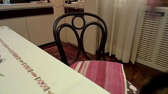 polloiw online show from March 19, 2026, 1:44 pm