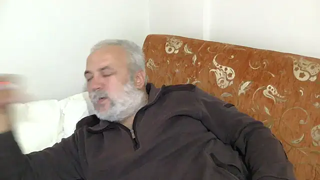 husoizmir online show from February 17, 2026, 8:17 pm