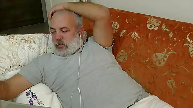 husoizmir online show from October 2, 2025, 10:18 am