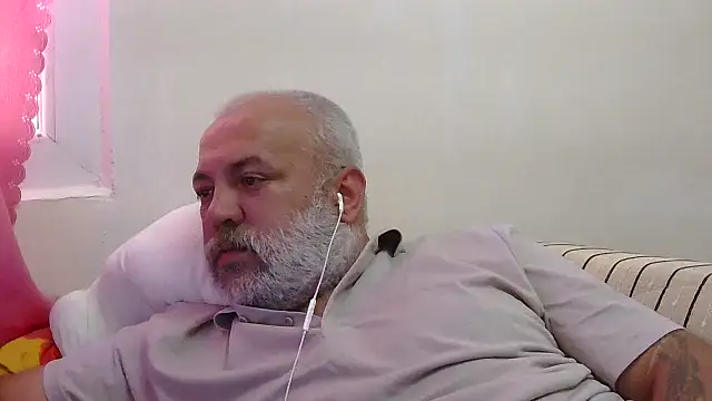 husoizmir online show from June 3, 2026, 2:33 pm