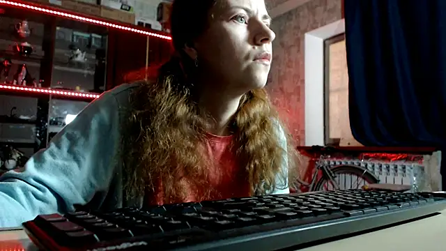 pa1e pr1ncess online show from April 17, 2026, 5:43 am