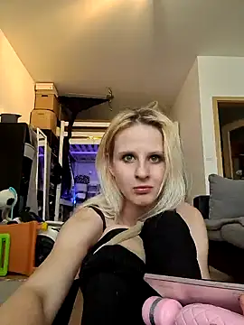 TeenCzechPussy online show from January 29, 2025, 10:27 am