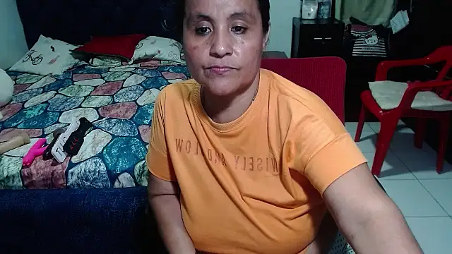 pervert mommy  online show from March 20, 2025, 2:40 am