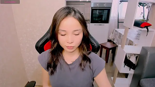 AyaMoon online show from October 16, 2025, 5:16 am