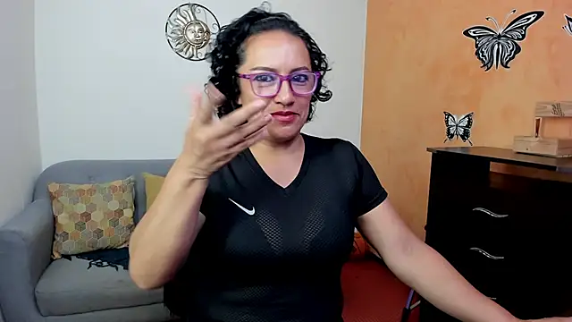 Snapshot of scarlet_wet chatting on May 6, 2026, 10:25 pm scarlet wet online show from May 6, 2026, 10:25 pm
