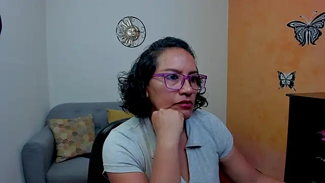 Snapshot of scarlet_wet chatting on May 20, 2026, 10:40 pm scarlet wet online show from May 20, 2026, 10:40 pm