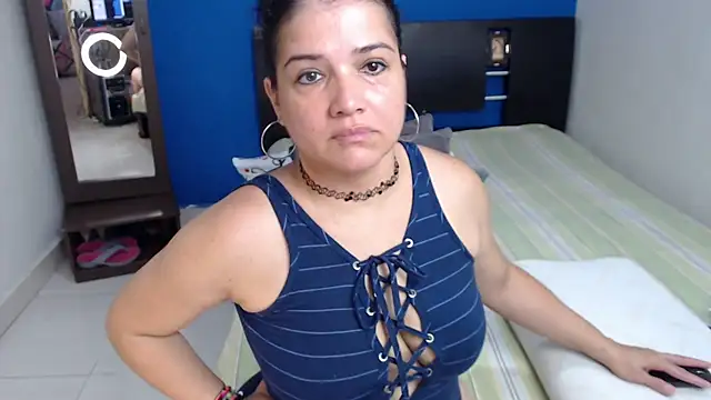 GlendaStarx online show from July 8, 2026, 3:13 pm