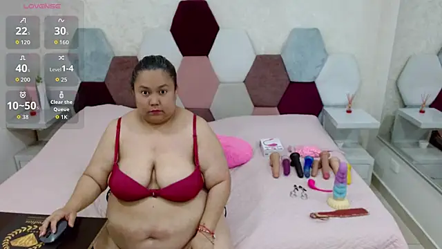 Snapshot of angel_blue chatting on June 25, 2026, 4:45 pm angel blue online show from June 25, 2026, 4:45 pm