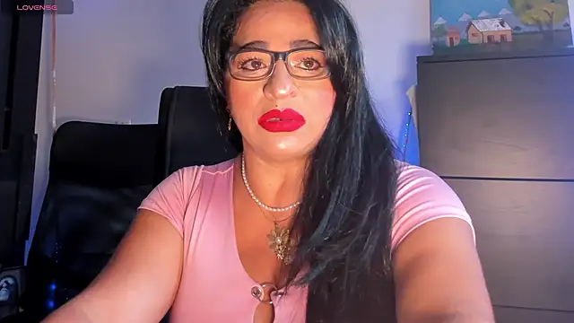 TamaraAniston online show from March 12, 2025, 4:02 pm