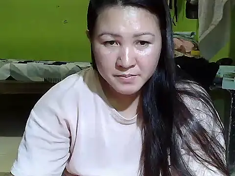 Snapshot of hornyclit_4u chatting on March 14, 2025, 8:10 am hornyclit 4u online show from March 14, 2025, 8:10 am