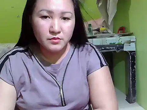 Snapshot of hornyclit_4u chatting on March 23, 2025, 5:54 am hornyclit 4u online show from March 23, 2025, 5:54 am