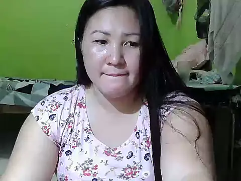 Snapshot of hornyclit_4u chatting on March 19, 2025, 6:14 am hornyclit 4u online show from March 19, 2025, 6:14 am