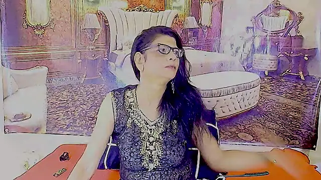 IndianAllure online show from March 19, 2026, 5:51 am