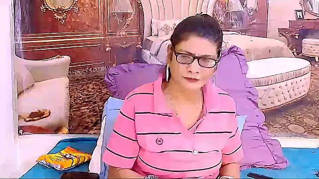 Snapshot of IndianAllure chatting on June 12, 2026, 5:38 am IndianAllure online show from June 12, 2026, 5:38 am