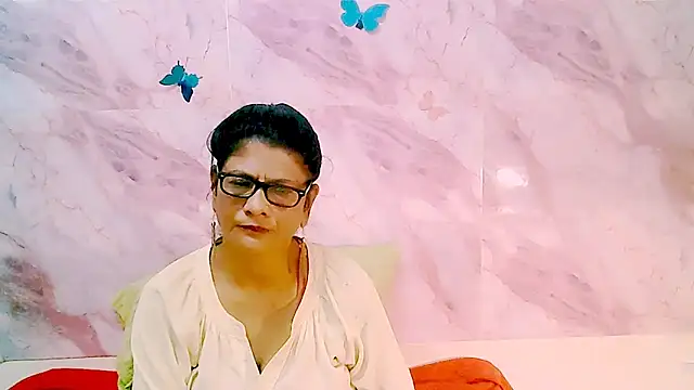 IndianAllure online show from March 23, 2026, 5:40 am