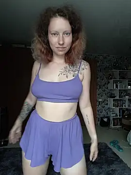 Frost foxy online show from July 6, 2026, 4:30 am
