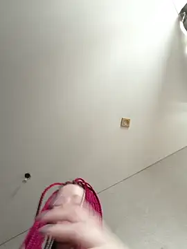 Frost foxy online show from February 25, 2026, 4:45 am