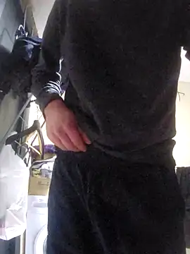 tedddy123 online show from November 16, 2025, 3:11 am