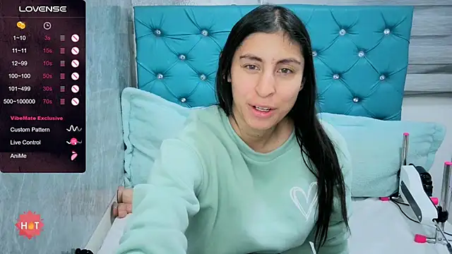 MAARYMOON online show from November 5, 2025, 10:51 am