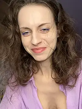 Snapshot of MissAnuta chatting on June 30, 2026, 9:04 pm MissAnuta online show from June 30, 2026, 9:04 pm