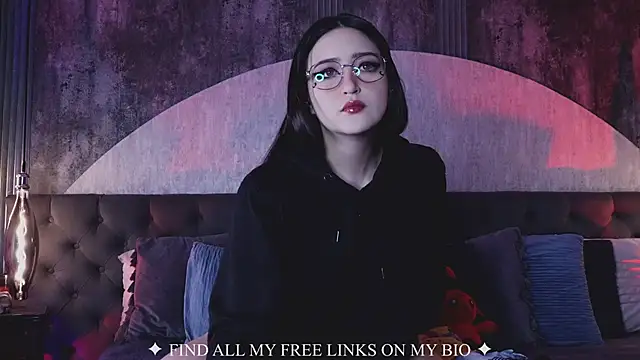 Charlotte Germanotta  online show from March 31, 2026, 7:27 pm