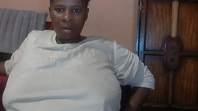 Choco-Coco10 online show from February 4, 2026, 2:50 am