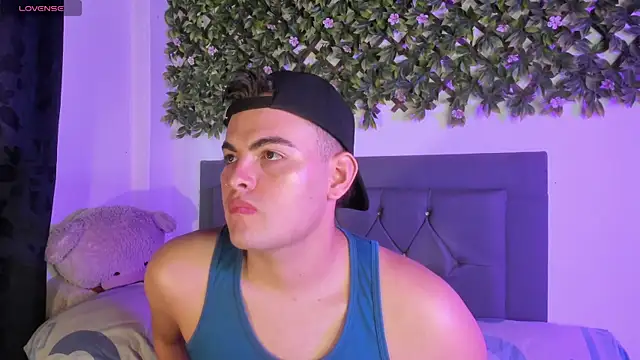 kamii 22 online show from April 17, 2026, 4:32 pm