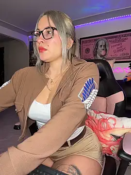 Snapshot of may_aceros chatting on March 28, 2026, 1:28 am may aceros online show from March 28, 2026, 1:28 am