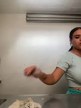 Snapshot of AlondraDiossa03 chatting on November 21, 2025, 3:22 pm AlondraDiossa03 online show from November 21, 2025, 3:22 pm