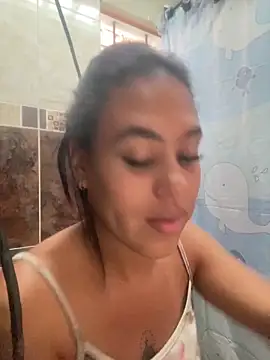 Snapshot of AlondraDiossa03 chatting on November 23, 2025, 5:45 pm AlondraDiossa03 online show from November 23, 2025, 5:45 pm