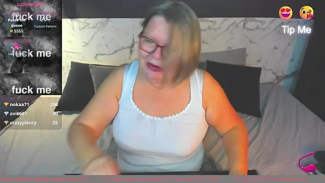 Shannonshine online show from September 24, 2025, 5:41 pm