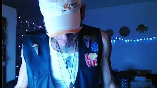 mycock2474u online show from March 6, 2025, 12:09 pm