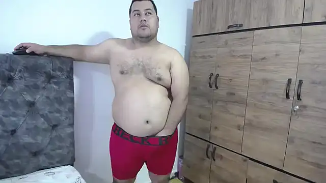 Snapshot of santi_hothot chatting on October 14, 2025, 8:20 pm santi hothot online show from October 14, 2025, 8:20 pm