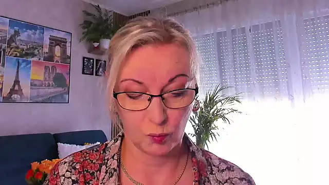 vanessa chat online show from May 14, 2026, 1:19 pm