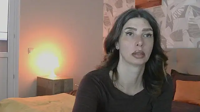 Snapshot of WhiteQueen888 chatting on June 1, 2026, 3:33 pm WhiteQueen888 online show from June 1, 2026, 3:33 pm