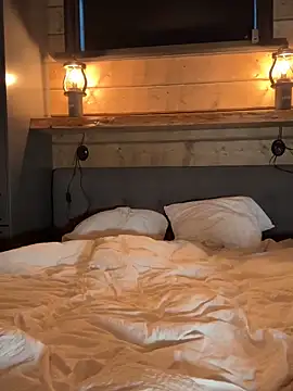 EllaMae online show from October 27, 2025, 1:45 pm