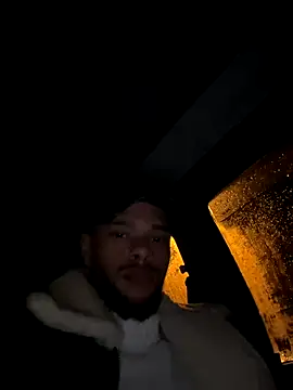 Snapshot of Lionayowe chatting on October 29, 2025, 11:58 pm Lionayowe online show from October 29, 2025, 11:58 pm