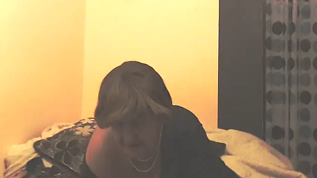 MioritaHard online show from November 19, 2025, 9:59 pm