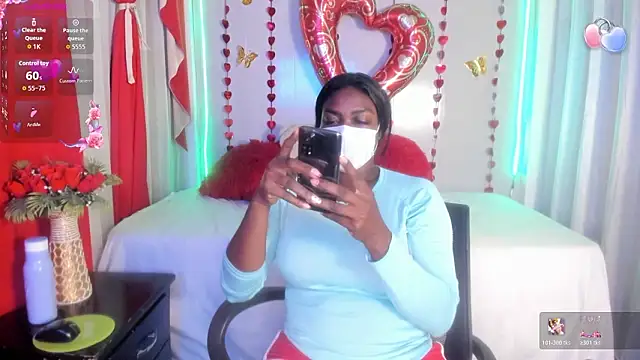 Snapshot of Emabland2 chatting on February 16, 2026, 2:59 pm Emabland2 online show from February 16, 2026, 2:59 pm