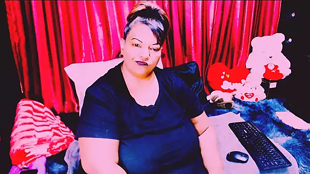 Snapshot of indian_ruby chatting on November 18, 2025, 10:07 am indian ruby online show from November 18, 2025, 10:07 am