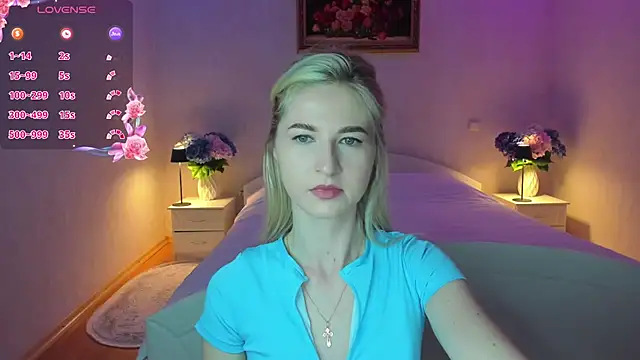 Snapshot of AnnaCarrera chatting on June 1, 2026, 7:57 pm AnnaCarrera online show from June 1, 2026, 7:57 pm