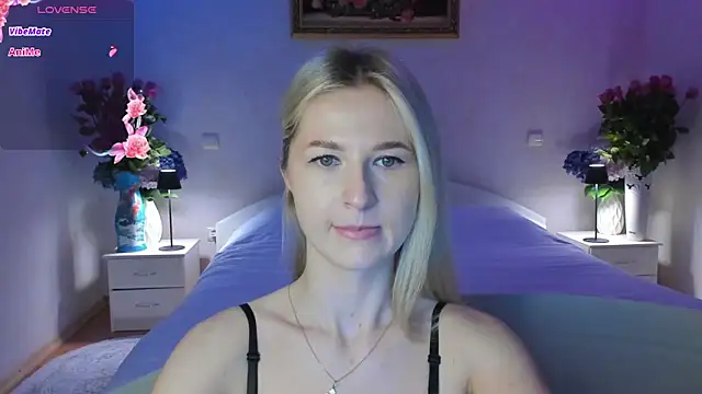 AnnaCarrera online show from March 5, 2026, 9:22 pm