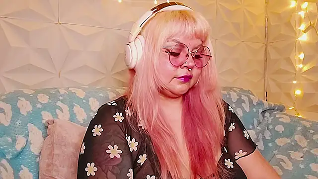 Snapshot of Satyn_doll chatting on June 11, 2026, 11:57 pm Satyn doll online show from June 11, 2026, 11:57 pm