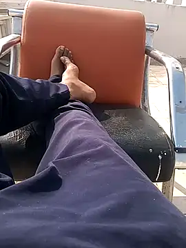 Snapshot of indianguy21 chatting on December 22, 2024, 5:32 pm indianguy21 online show from December 22, 2024, 5:32 pm