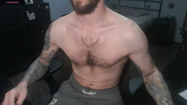 SexxxyLouis online show from December 17, 2025, 8:36 pm