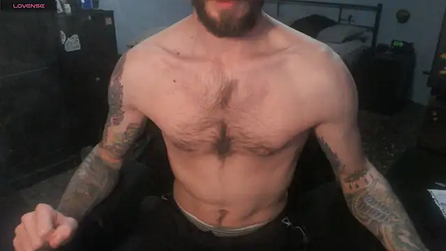 SexxxyLouis online show from December 1, 2025, 5:58 pm