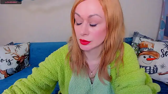 EllenMoore online show from January 6, 2026, 3:10 am