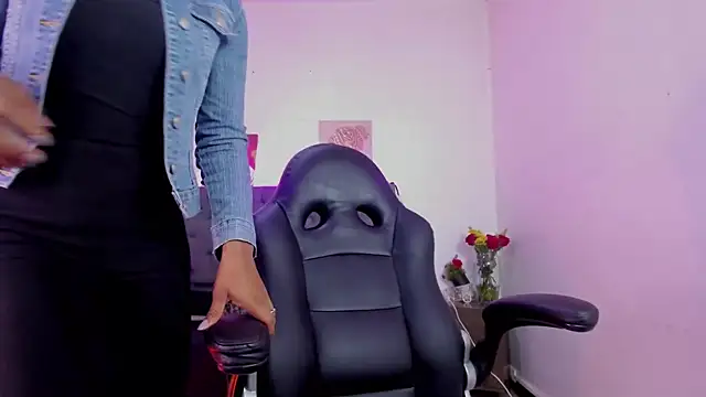 Ellie Alves online show from November 13, 2025, 1:15 pm